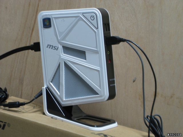【(偽)開箱】微星1公升主機Wind Box DC111 開箱分享