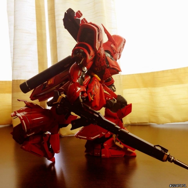做過MG SAZABI Ver. Ka後...請推薦