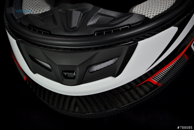 (更新內襯)辛烷、Carbon加持 經典再進化【M2R XR-3】