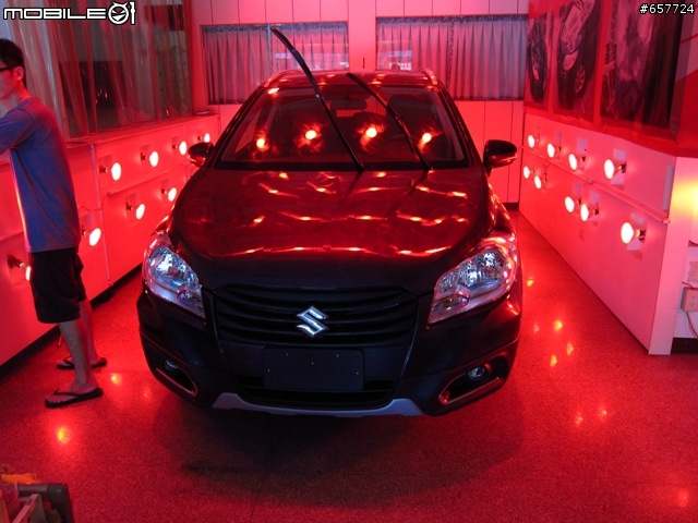 (開箱+長期分享) Emotion x Quality x Aerodynamics All New SX4 CROSSOVER