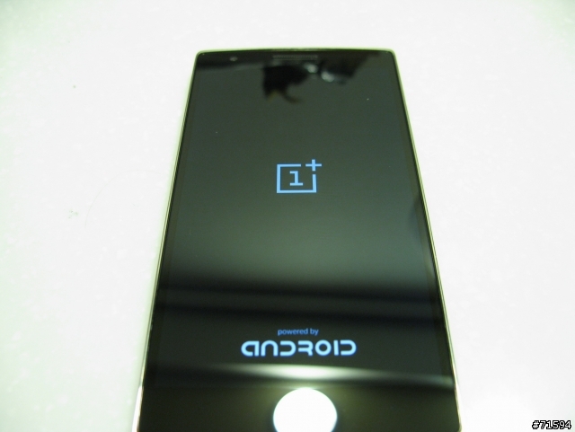 一加手機 (Oneplus One) 國際版不專業輕開箱