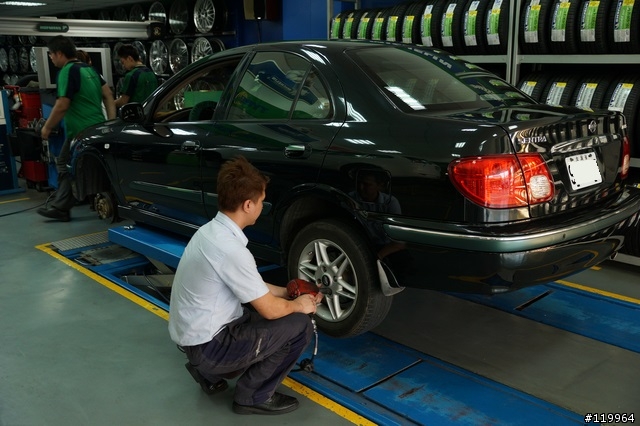 【試用分享】MICHELIN Energy Saver+ V.S. SENTRA 180...試了才知道米其林的好