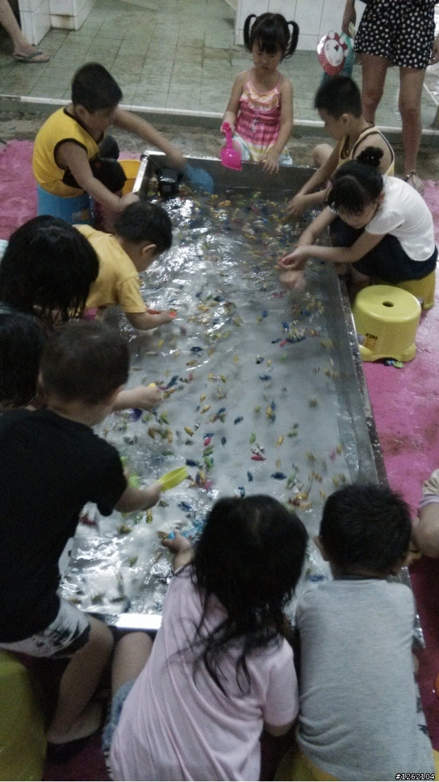 台南鴨莊(全台最大親子氣墊,大人小孩都喜歡)