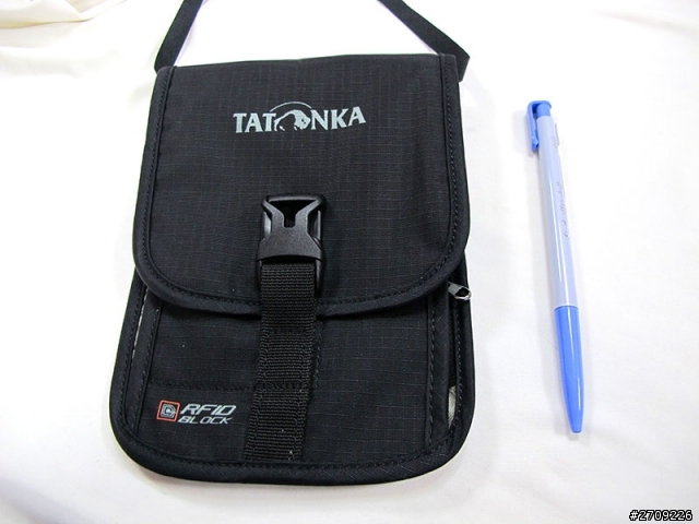 【開箱】防資料竊取! TATONKA-TA2952 不專業開箱文