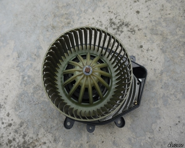 我的B55 Passat 2.0-------冷氣風箱清洗DIY