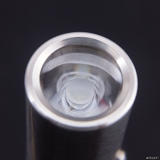 分享最近拿到的幾支不鏽鋼袖珍手電筒