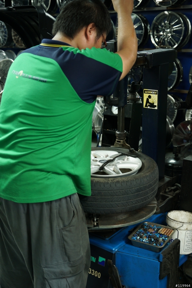 【試用分享】MICHELIN Energy Saver+ V.S. SENTRA 180...試了才知道米其林的好