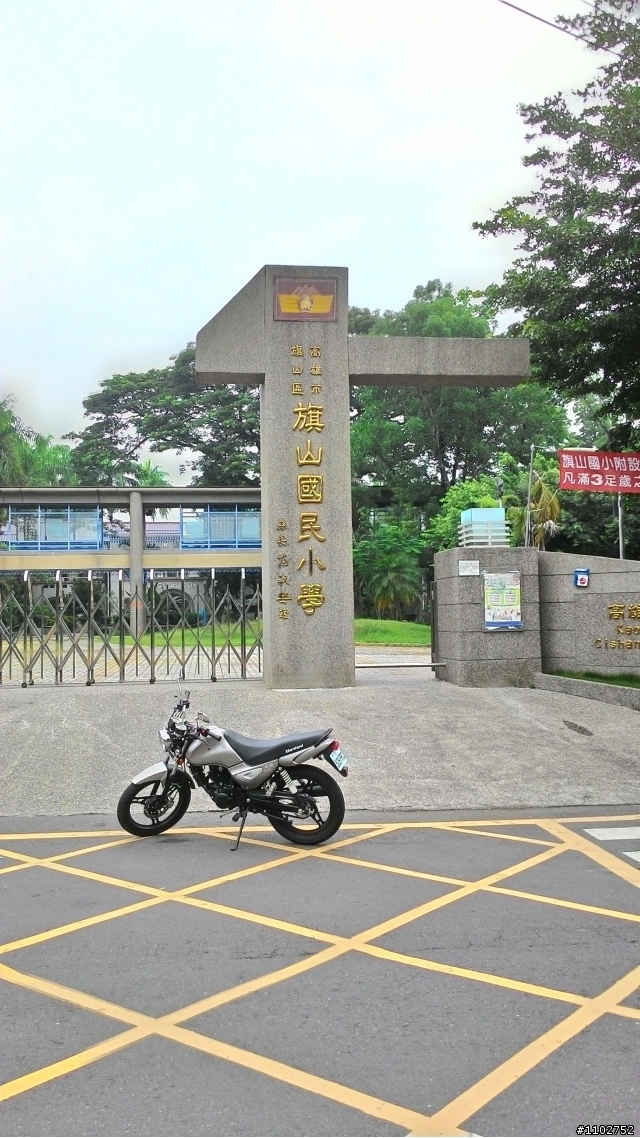 便宜的灰狼小開箱,懷念的檔車感覺(更新至2015.06.22,一公升油可以跑60多公里,請叫我省油一哥)