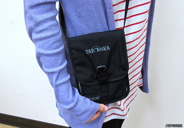 【開箱】防資料竊取! TATONKA-TA2952 不專業開箱文