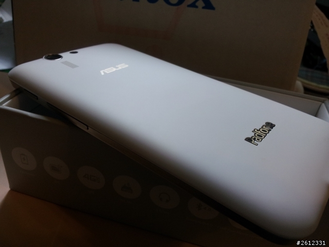 padfone S前置鏡頭在低光源狀況?