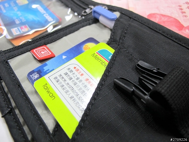 【開箱】防資料竊取! TATONKA-TA2952 不專業開箱文