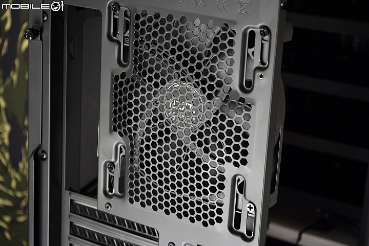 「開箱一部曲」無法抗拒的誘惑,新生力軍NZXT H440