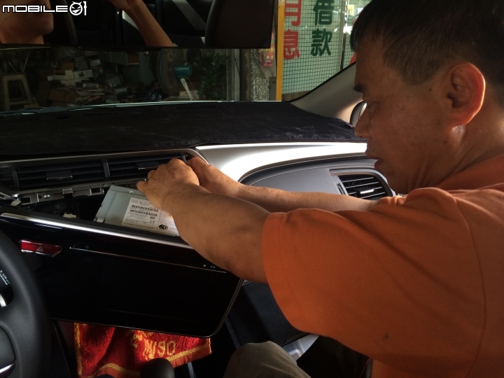 honda city 車主心得 開箱 + 螢幕解鎖+ 裝高音喇叭