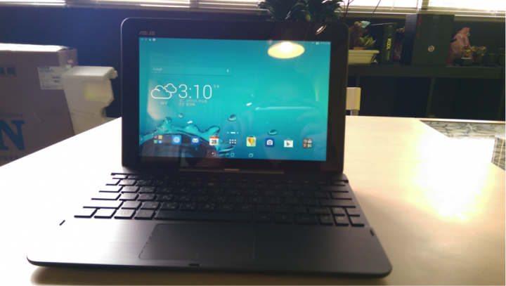 應該是筆電的asus-Transformer pad tf303CL平板開箱,超值