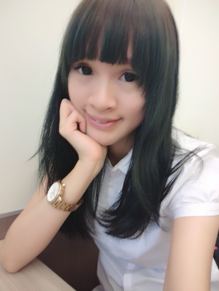 跪求高手幫忙小妹ps照片XD