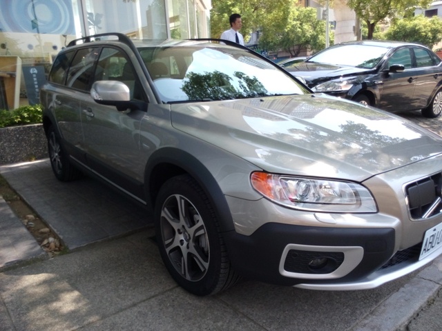 《VOLVO仲夏輕鬆遊》MONDEO車主的XC70體驗