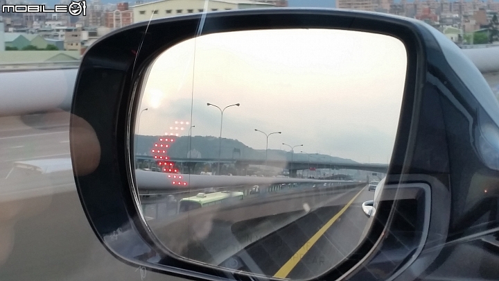 新配件上車...
