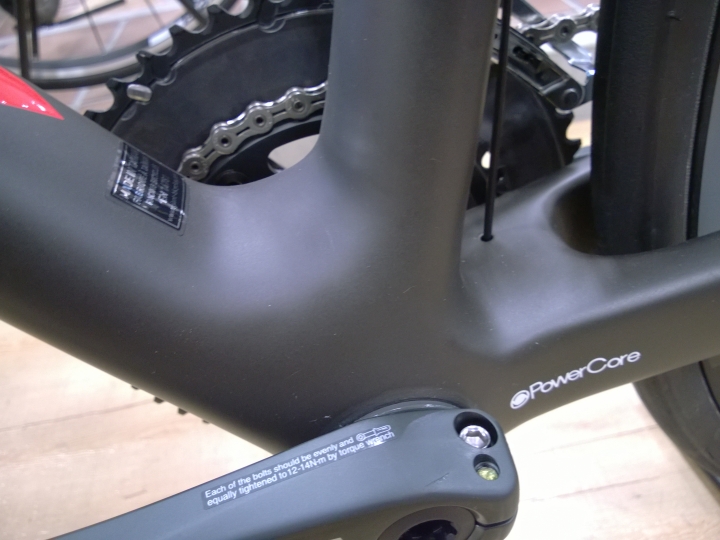 2015 Defy Adv Pro1 低調的紅寶石 開箱分享