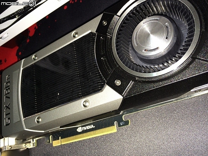 【開箱】EVGA GTX 780 Ti Backplate 背板 同場加映Show Girl