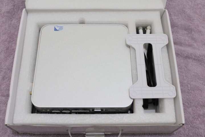 C1037U Mini Pc X RouterOS6超級路由器開箱