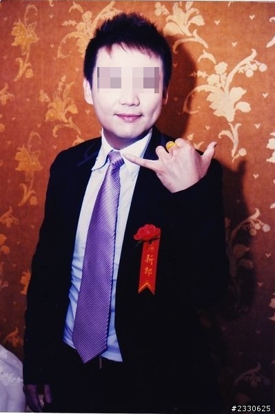又一悲劇.......新人請婚攝拍照收到照片竟像鬼月氣氛