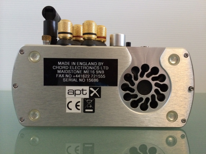 披著羊皮的狼 - CHORD Maxx USB+藍牙 Hi-Fi 二聲道擴大機