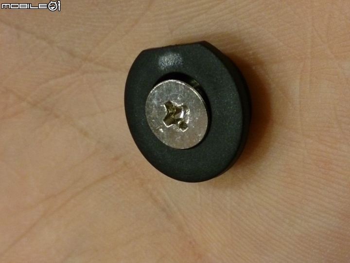 這就是你口中說的良品?請看SOL SM2鬆掉-掉落-鬆脫-脫落的螺絲與零件!!!