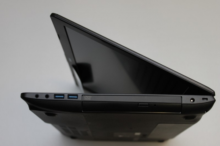 被邪惡之眼毒到的ASUS G56JK開箱小記