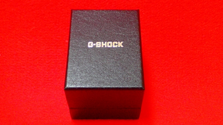 開箱文 G-SHOCK 偽鋼鐵人 Crazy Colors GA-110CS-4AJF