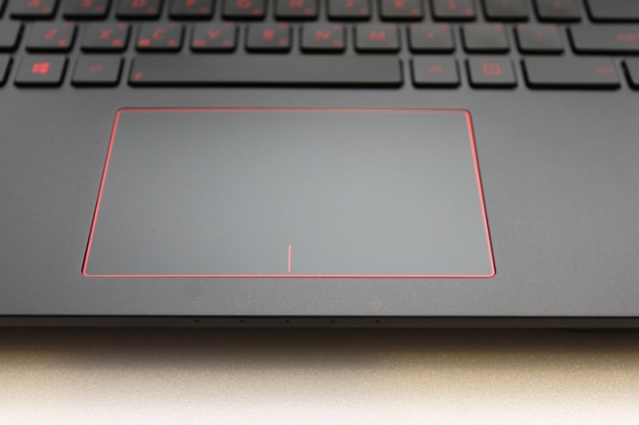 被邪惡之眼毒到的ASUS G56JK開箱小記