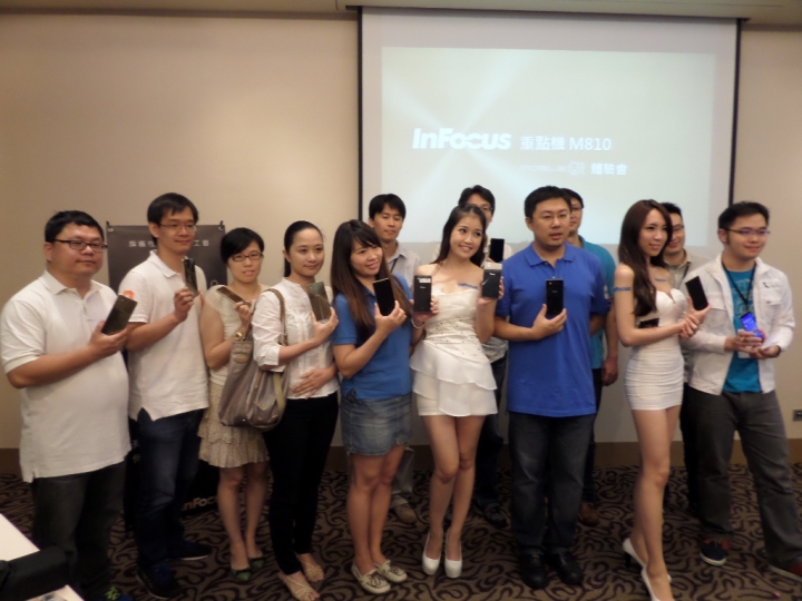 (體驗活動心得)旗艦規格 4G全頻 亮眼鋒芒InFocus M810重點機搶先體驗會