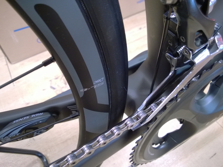 2015 Defy Adv Pro1 低調的紅寶石 開箱分享
