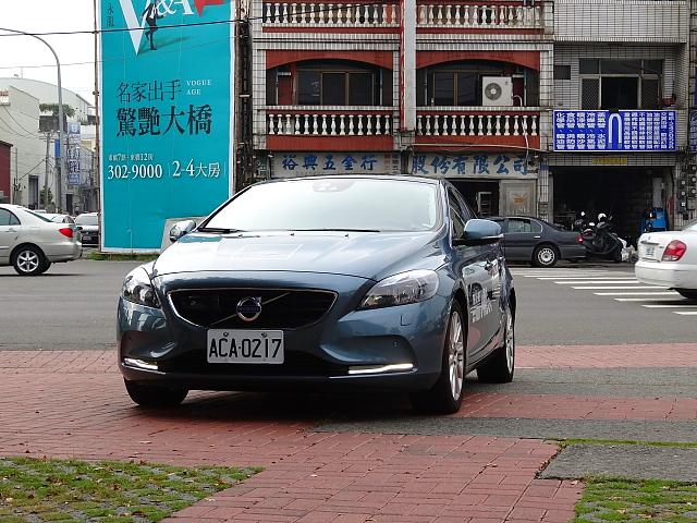 《VOLVO仲夏輕鬆遊》試駕體驗 VOLVO v40 旗艦版