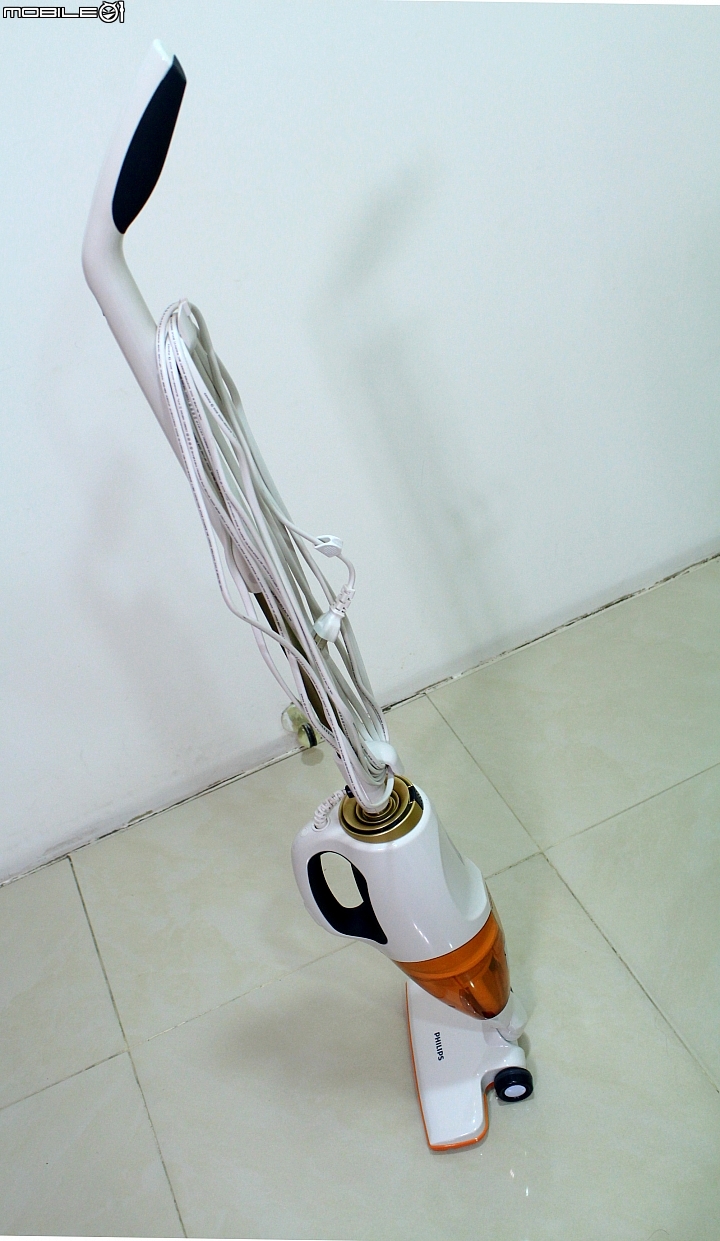 【開箱】第一台手持式吸塵器-Philips FC6132