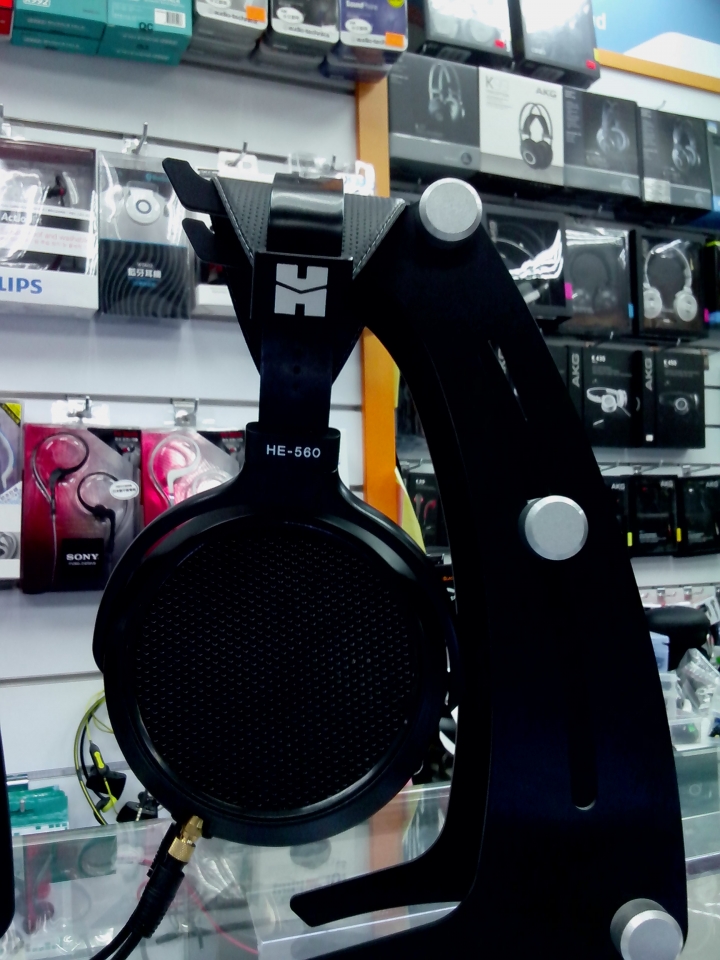 HiFiMAN HE560 立聲新竹耳機店試聽聽感