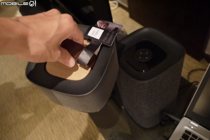 隨音樂起伏 PHILIPS 環繞劇院 Fidelio E5 體驗分享高品味的音質