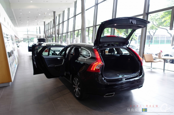 《VOLVO仲夏輕鬆遊》V60&V40CC的山間暢遊(一次兩車~文長)