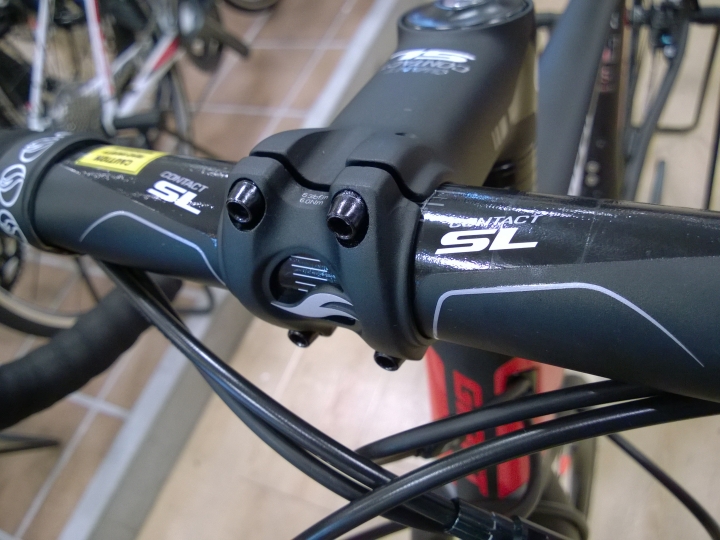 2015 Defy Adv Pro1 低調的紅寶石 開箱分享