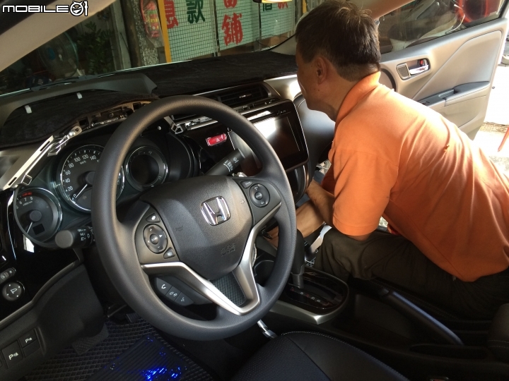 honda city 車主心得 開箱 + 螢幕解鎖+ 裝高音喇叭