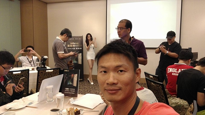 炫金耀眼黑金沉穩~InFocusM810重點體驗分享