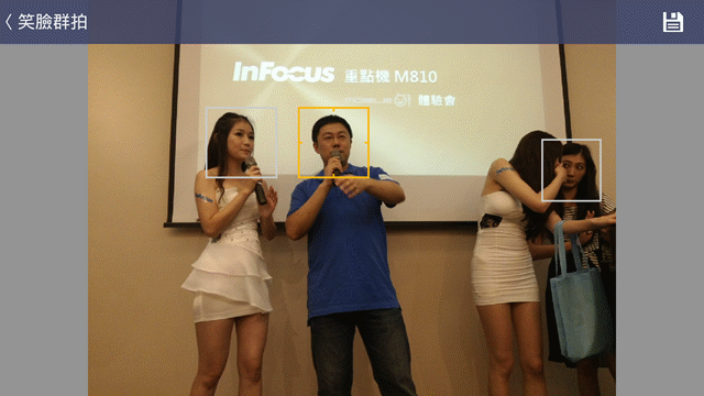 InFocus M810-旗艦重點機,"金"彩登場