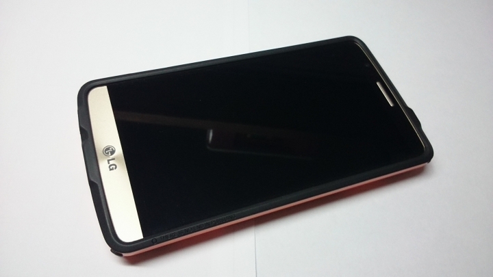 拿LG G3的朋友,除了裸機外,都買視窗皮套嗎?
