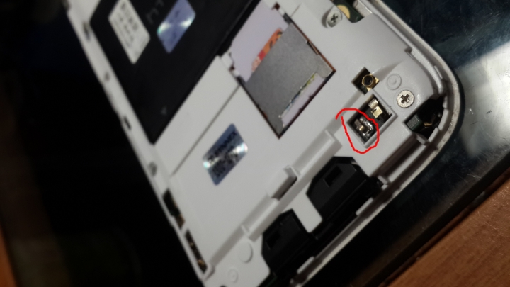 舊機皇HTC sensation XL 天線斷而復生!