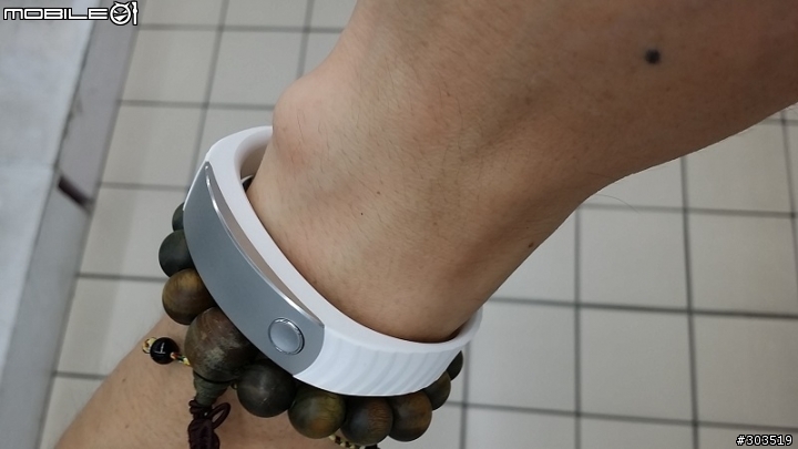 好時尚的OPPO智能手環
