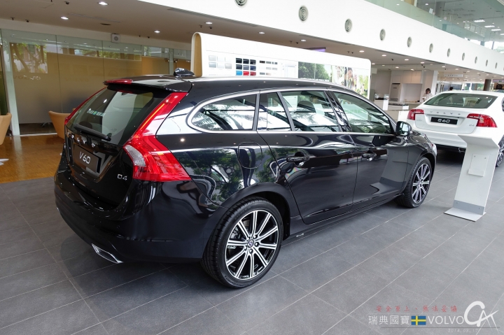 《VOLVO仲夏輕鬆遊》V60&V40CC的山間暢遊(一次兩車~文長)