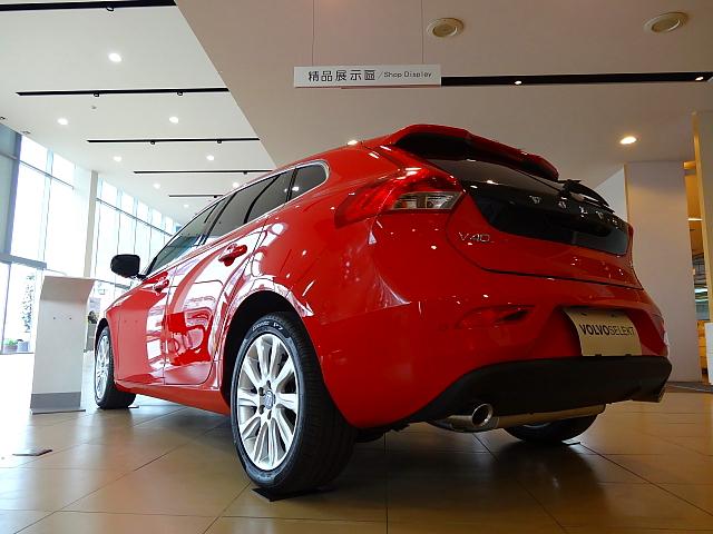 《VOLVO仲夏輕鬆遊》試駕體驗 VOLVO v40 旗艦版
