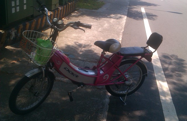 小路的家庭主婦生活 ~ 坐火車到集集趴趴走 ^___^
