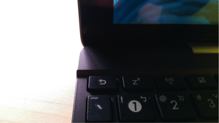 應該是筆電的asus-Transformer pad tf303CL平板開箱,超值