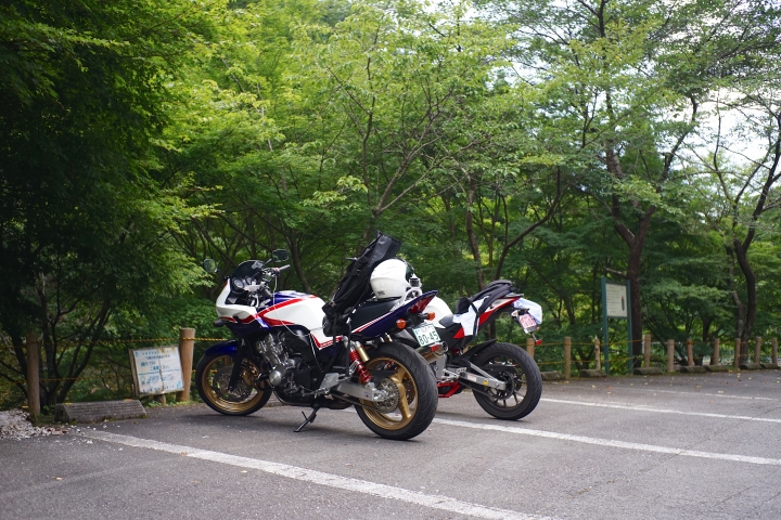 R125, CB400SF Revo, MT-09的照片分享文