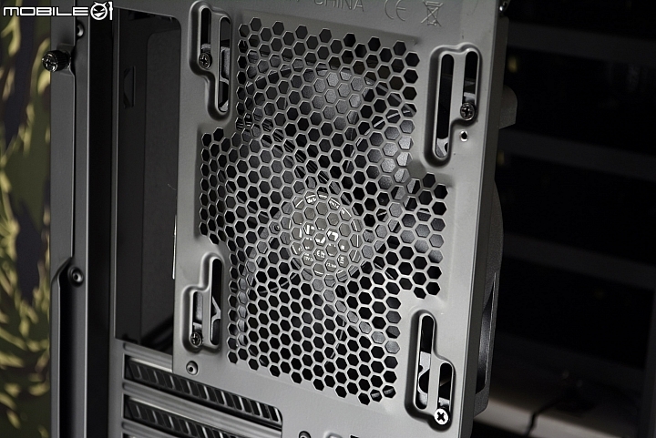 「開箱一部曲」無法抗拒的誘惑,新生力軍NZXT H440